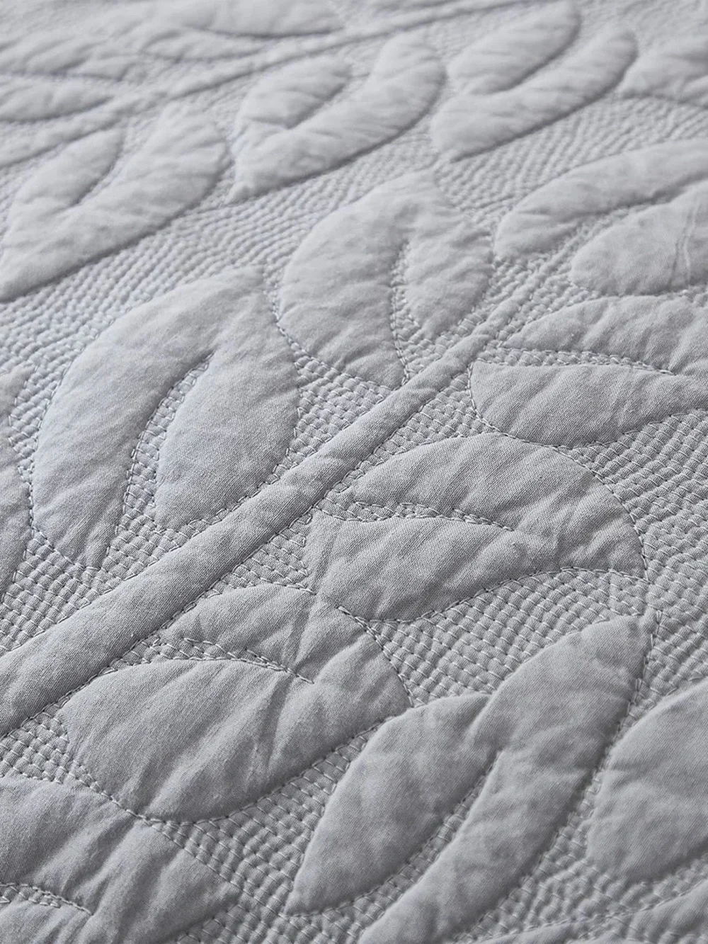 3 PIECE 100% COTTON QUILT SET, OVERSIZED QUILTED BEDSPREAD